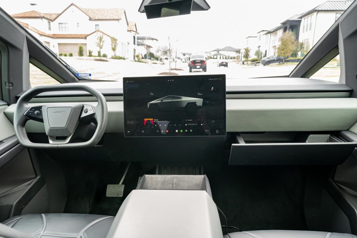 Найрідкісніший Tesla Cybertruck стрімко втрачає в ціні: чому версія RWD розчарувала ринок - фото 8