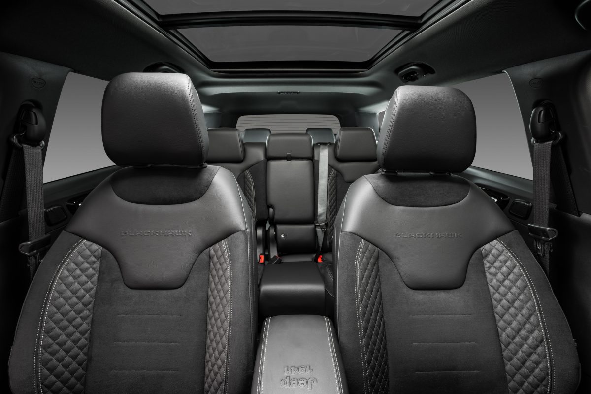 Оновлений Jeep Commander: свіжий дизайн, потужні двигуни та заводська броньована версія - фото 7