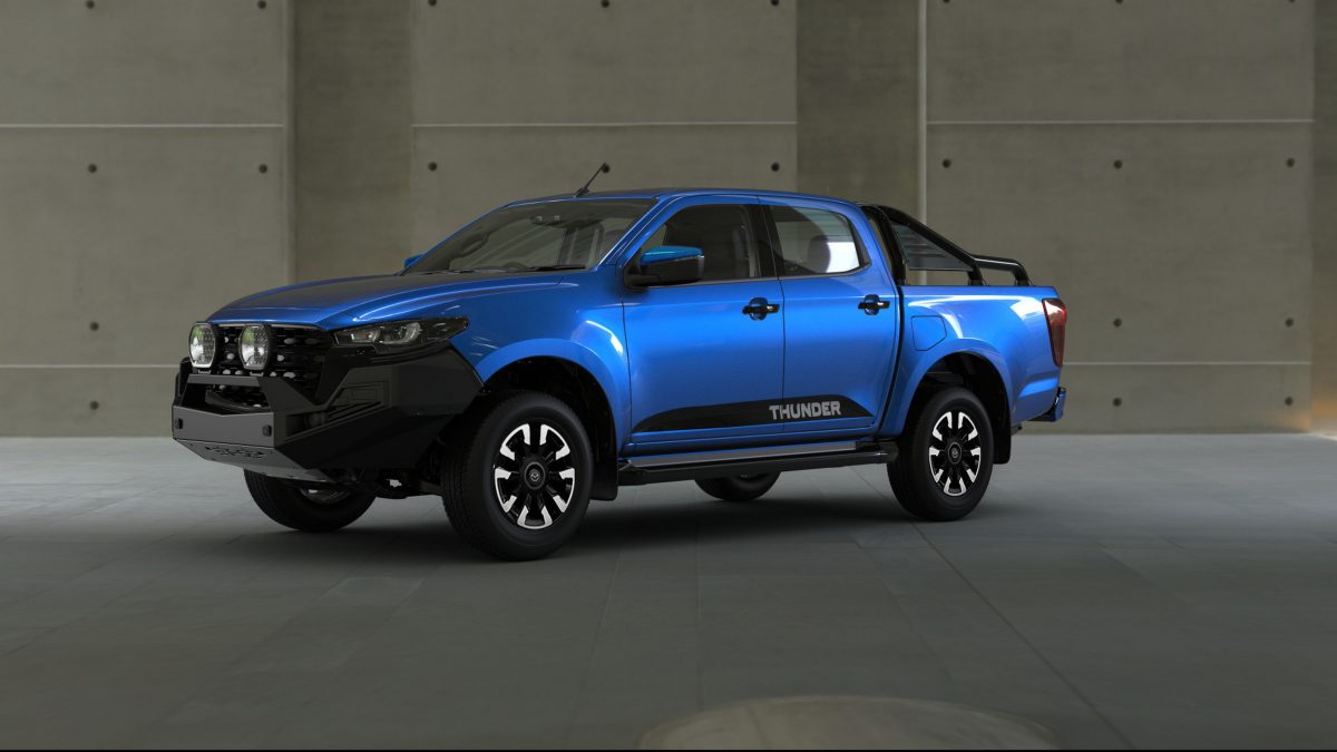 Оновлена Mazda BT-50 2026 року: повернення флагмана Thunder та нова стильна версія Boss - фото 3