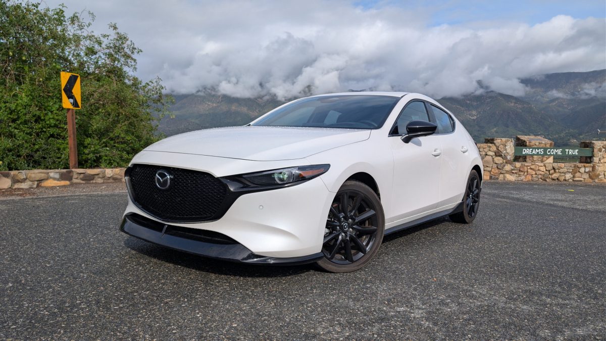 Тест-драйв Mazda3 Turbo Hatchback 2026: тихий хижак серед гарячих хетчбеків - фото 8