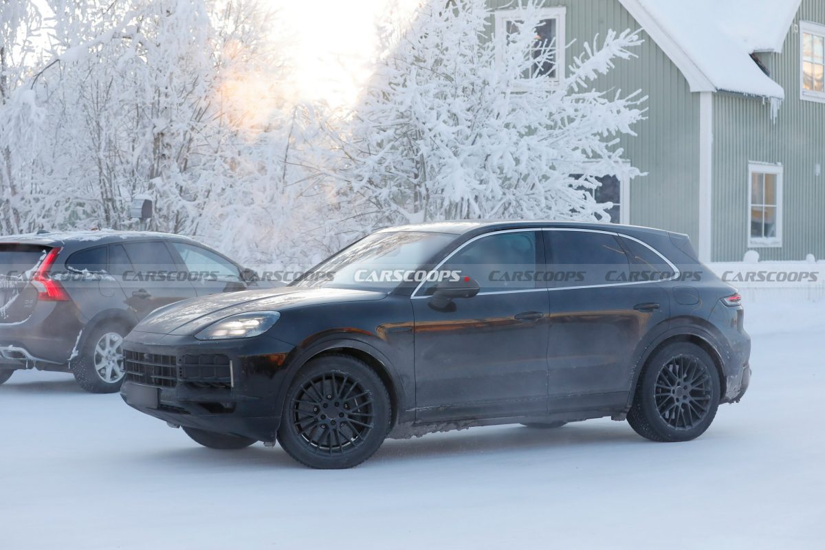 Оновлений Porsche Cayenne з ДВЗ помітили на зимових тестах: що готує німецький бренд - фото 7