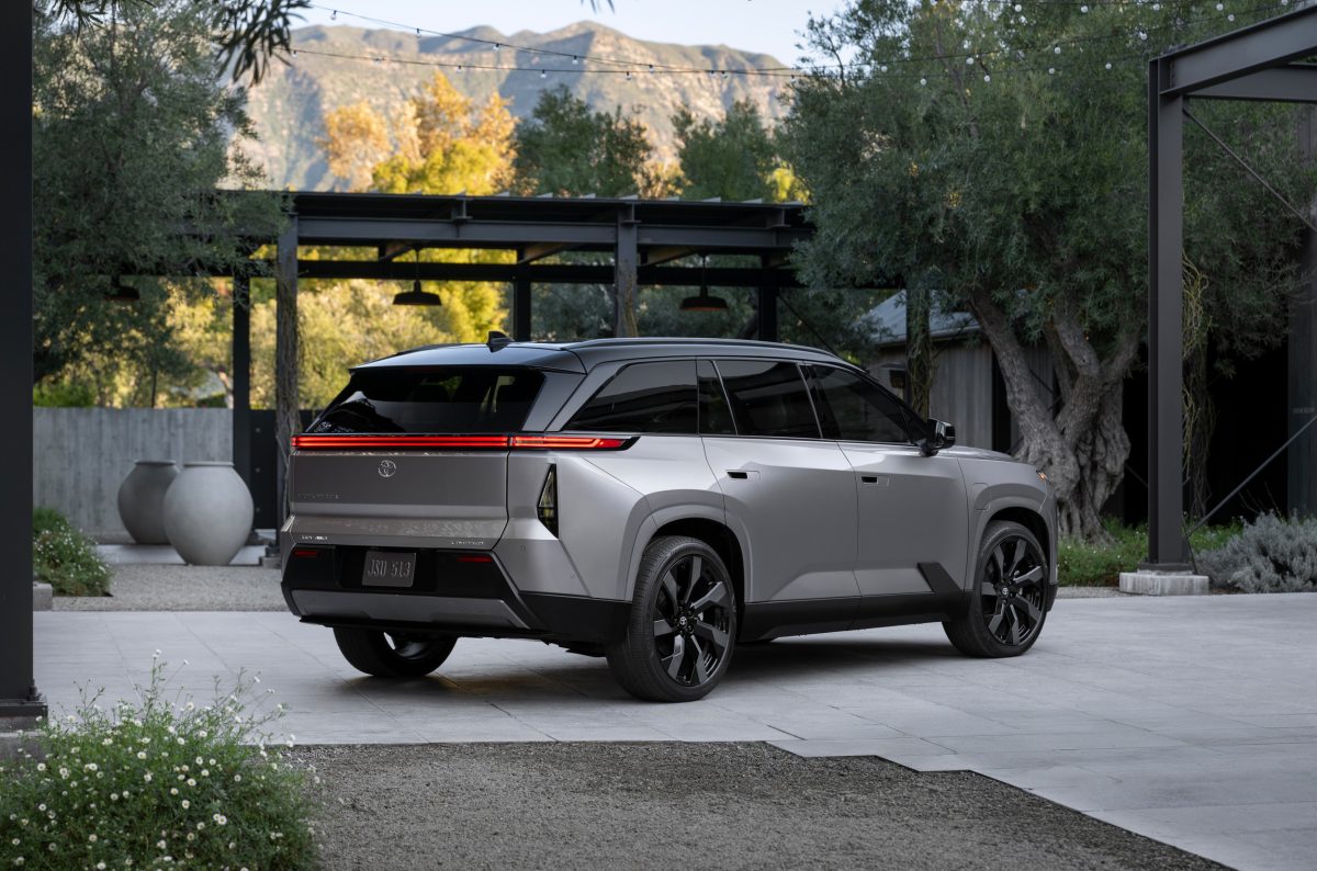 Subaru представить новий трирядний електрокросовер на 420 к.с. у Нью-Йорку - фото 4