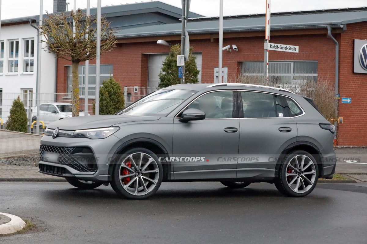 Секрети розкрито: як виглядатиме новий заряджений кросовер Volkswagen Tiguan R - фото 6