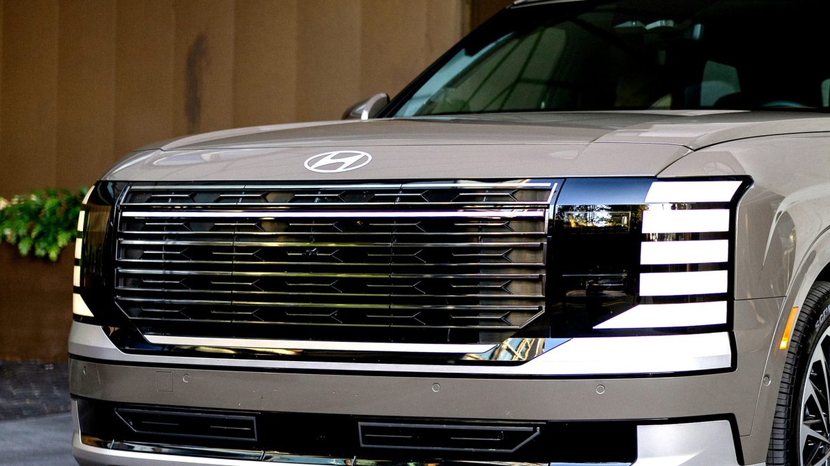 Новий удар для Hyundai Palisade 2026: кросовер знову відкликають через проблеми з безпекою - фото 8