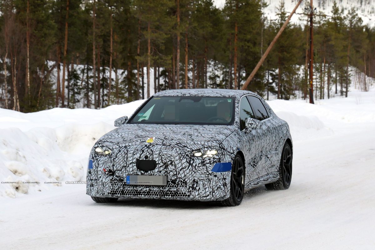 Електричний Mercedes-Benz C-Class AMG виїхав на тести: дизайн фастбека та 800 кінських сил - фото 2