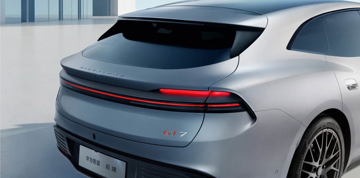 Huawei та GAC готують «вбивцю» Porsche Taycan: яким буде новий універсал Aistaland GT7 - фото 3