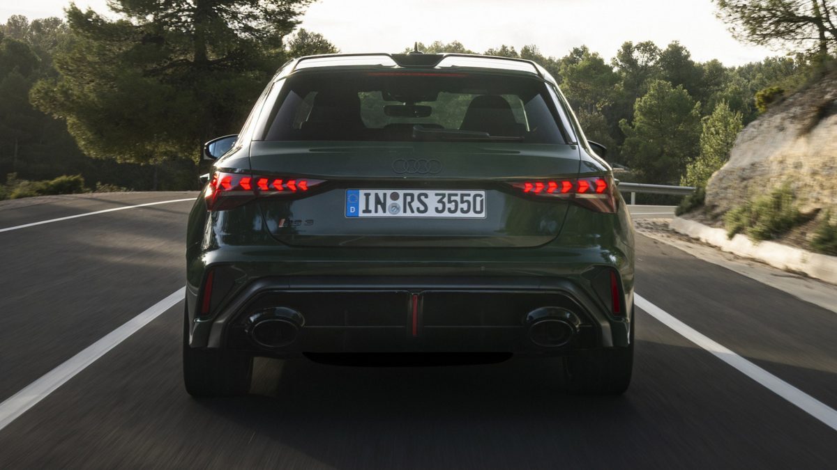 Ексклюзивний Audi RS3 Competition Limited: 750 екземплярів до ювілею легендарного мотора - фото 7