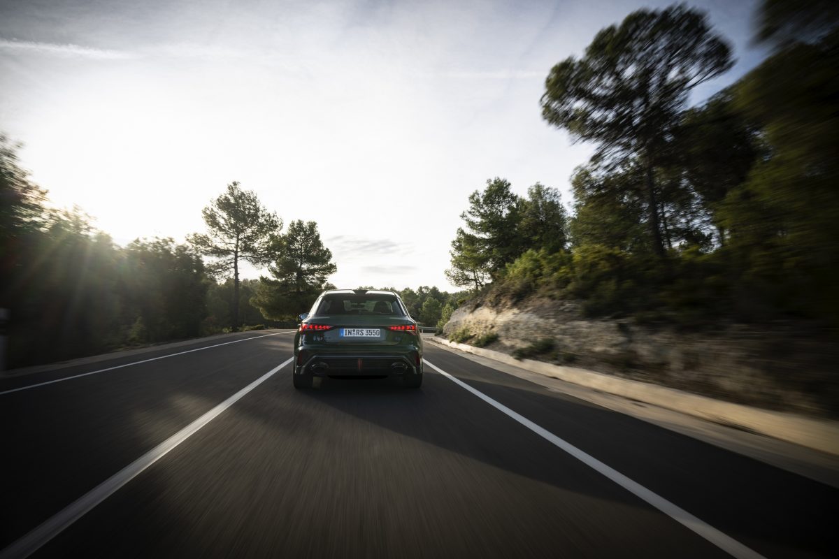 Ексклюзивний Audi RS3 Competition Limited: 750 екземплярів до ювілею легендарного мотора - фото 8