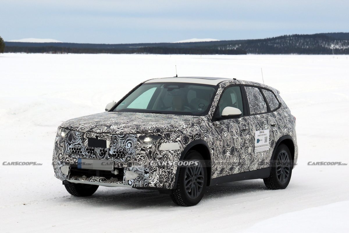 Рестайлінг BMW X1: кросовер отримав футуристичний дизайн у стилі Neue Klasse - фото 4