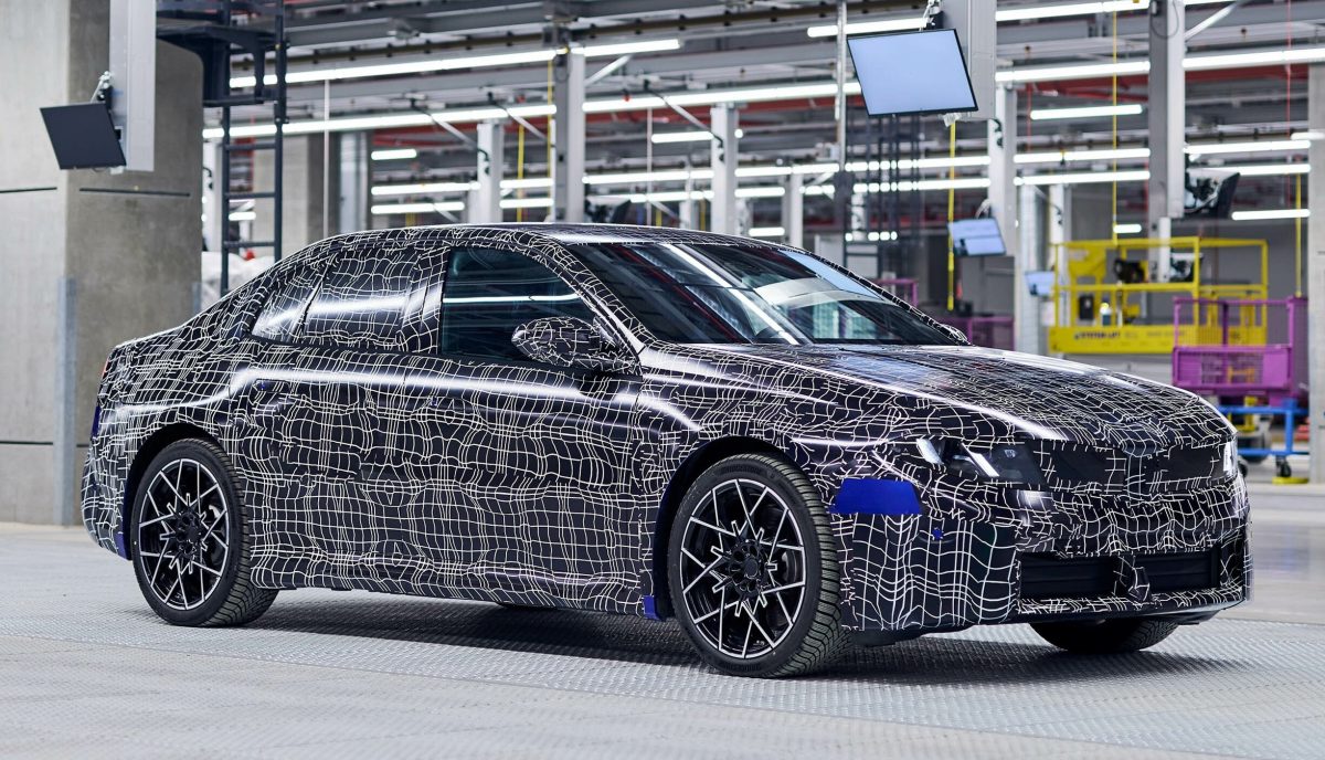 Офіційно: BMW назвала дату прем’єри абсолютно нового седана i3 на платформі Neue Klasse - фото 1