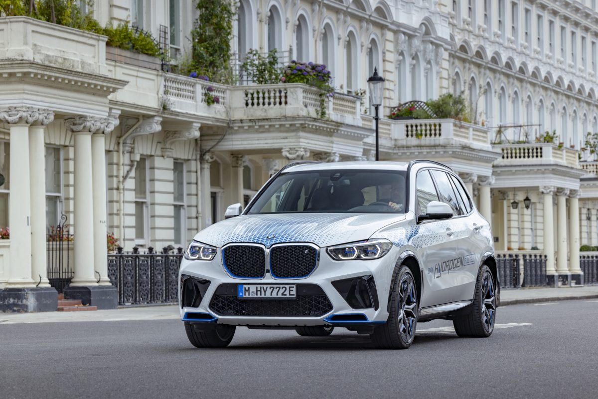 Кінець епохи великих авто? Лондон готує додаткові збори для власників позашляховиків - фото 2