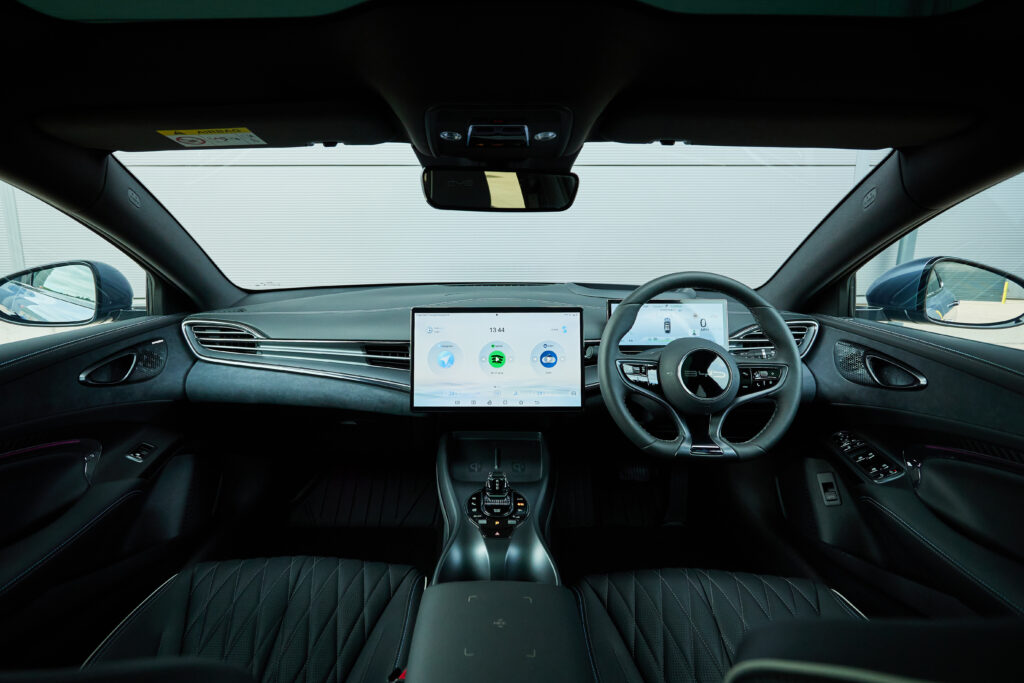 "Око Бога" дає збій: чому автопілот BYD викликає масові скарги водіїв - фото 2