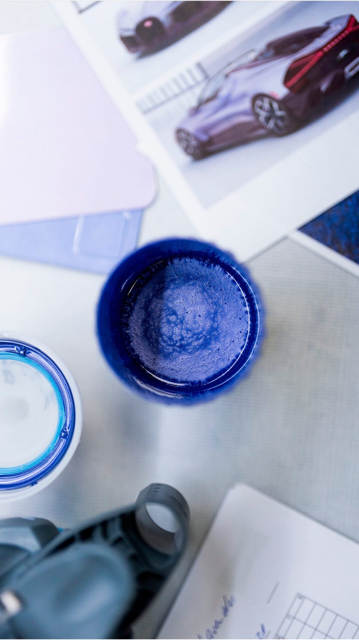 Останній W16: Bugatti створили унікальний лавандовий гіперкар Mistral «Caroline» - фото 7