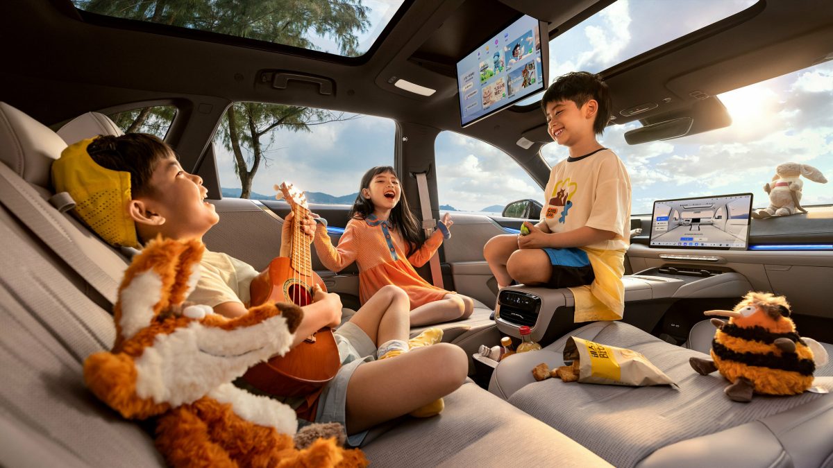 Buick розкрив подробиці про новий кросовер Electra E7: запас ходу 1600 км та «холодильник» у салоні - фото 6