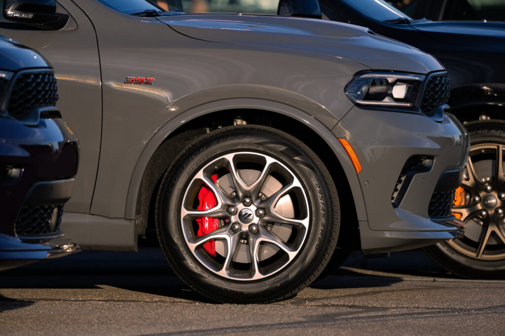 Dodge Durango R/T 392 2026: 475-сильний V8 за ціною попередника - фото 6