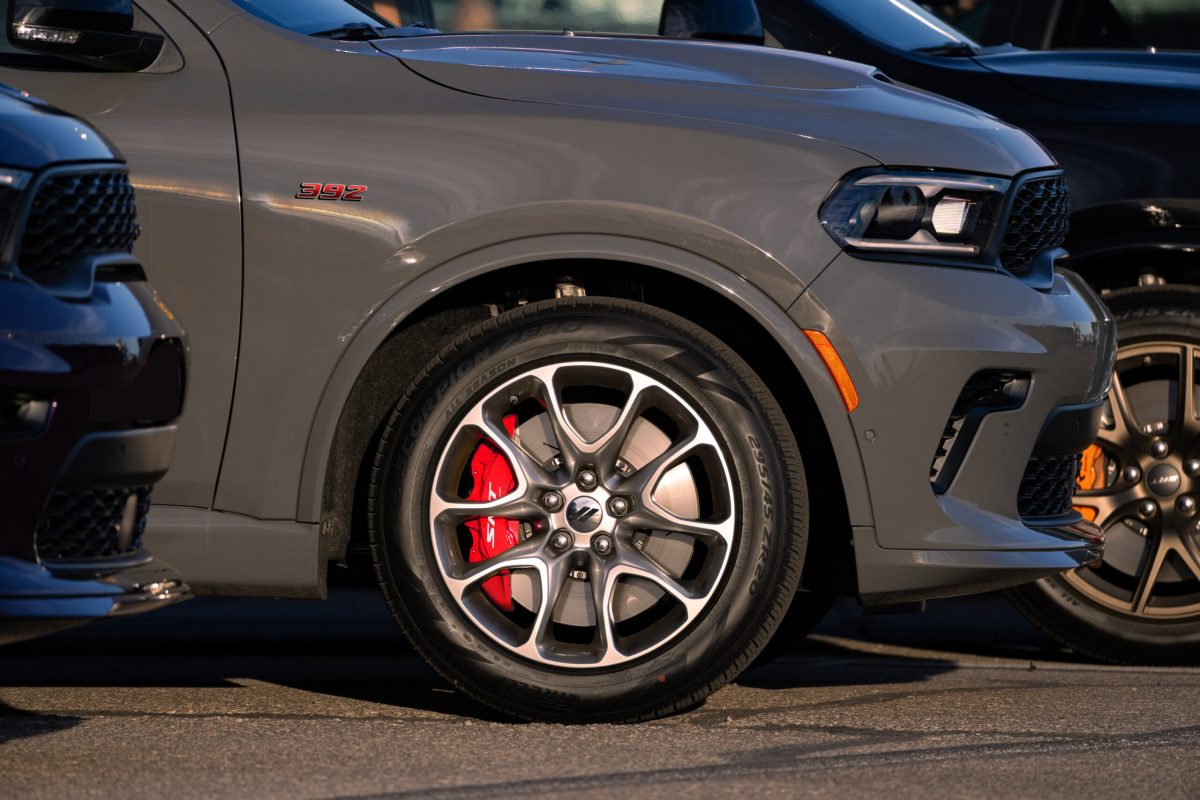 Dodge Durango R/T 392 2026: 475-сильний V8 за ціною попередника - фото 1