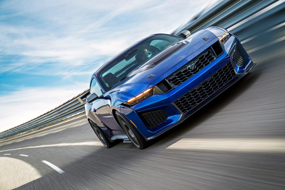 Шокуючі ціни на Ford Mustang Dark Horse SC: понад 175 тисяч доларів за топову версію - фото 5