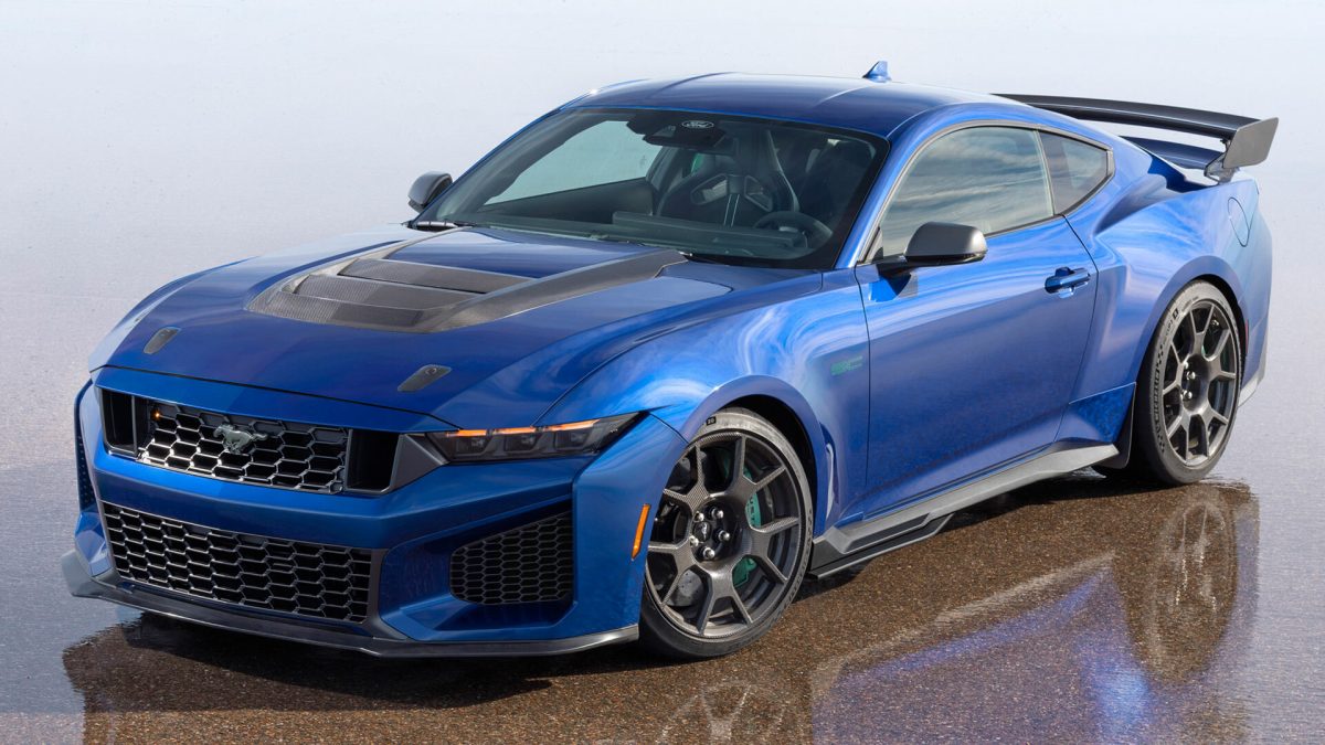 Шокуючі ціни на Ford Mustang Dark Horse SC: понад 175 тисяч доларів за топову версію - фото 2