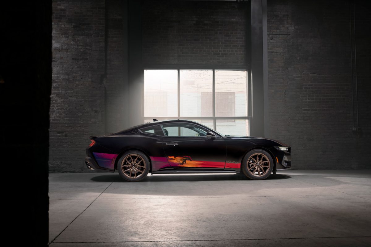 Ford представив ексклюзивну спецверсію Mustang EcoBoost TLD Signature Edition - фото 4