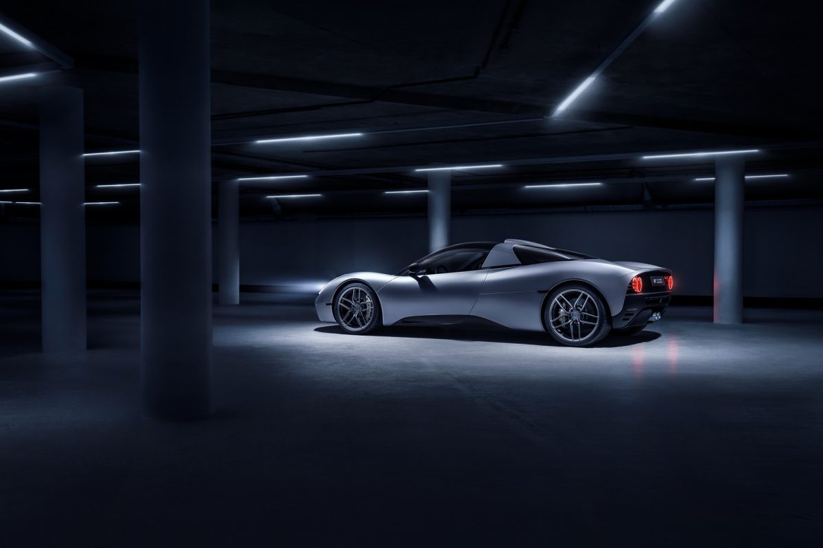 Суперкар Gordon Murray T.33 проходить екстремальні зимові випробування за Полярним колом - фото 5