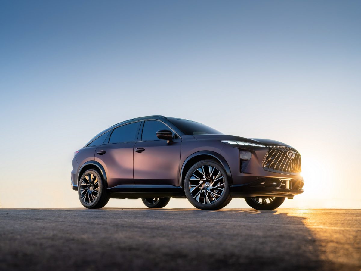 Infiniti готується вразити Нью-Йорк: анонсовано дебют нового купе-кросовера QX65 - фото 2