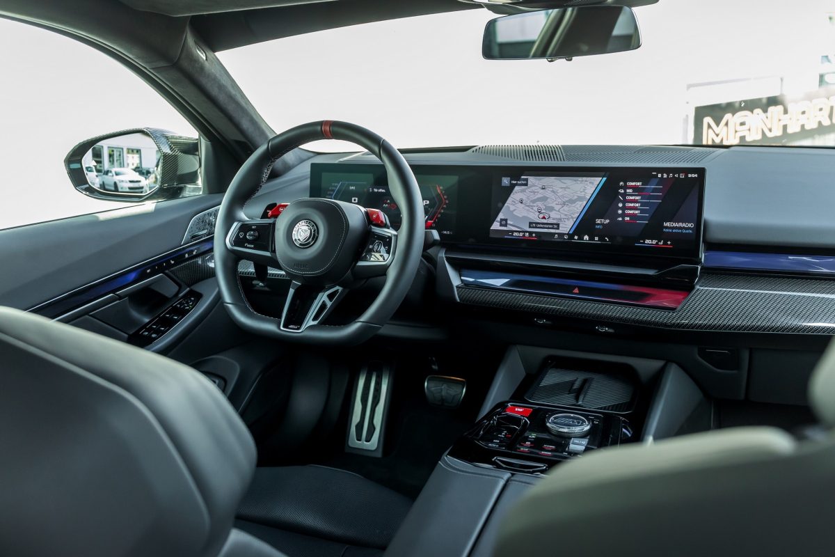 Майже 900 «конячок»: Manhart представив екстремальний пакет для BMW M5 Touring - фото 7