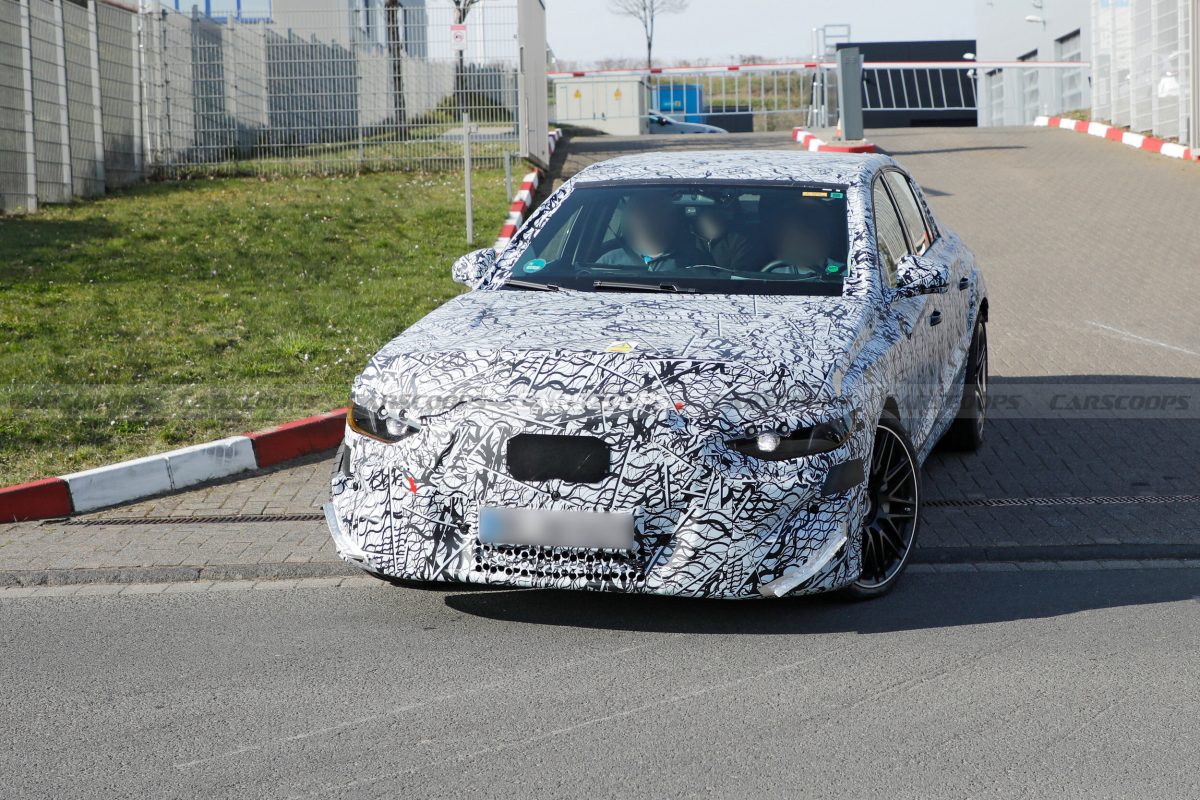 Новий Mercedes-AMG E-Class EQ помітили на тестах: класичний дизайн та понад 900 кінських сил - фото 6