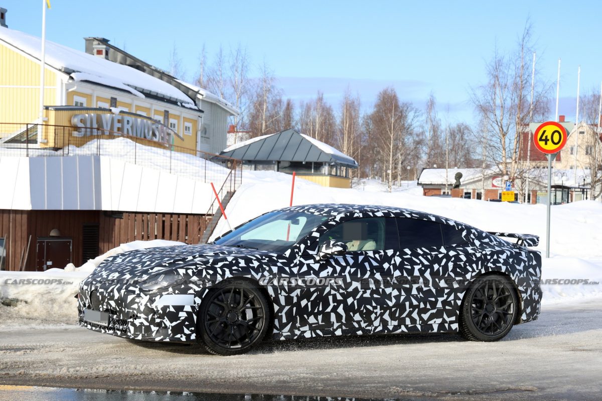 Шпигунські фото розкрили деталі: Mercedes-AMG готує 1300-сильного конкурента Porsche Taycan Turbo GT - фото 8