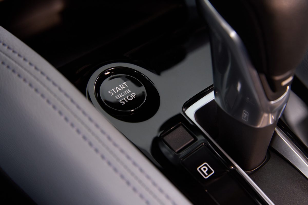 Оновлений Nissan Versa 2026 офіційно розсекречено: стильний дизайн та технології з вищого класу - фото 8