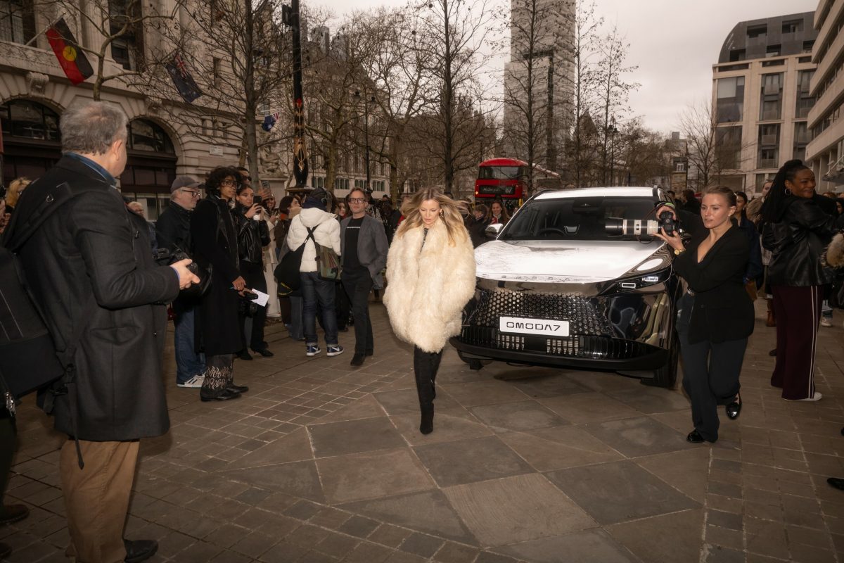 Кросовер Omoda 7 презентували у Лондоні: дивна реклама з котами та технічні характеристики - фото 5