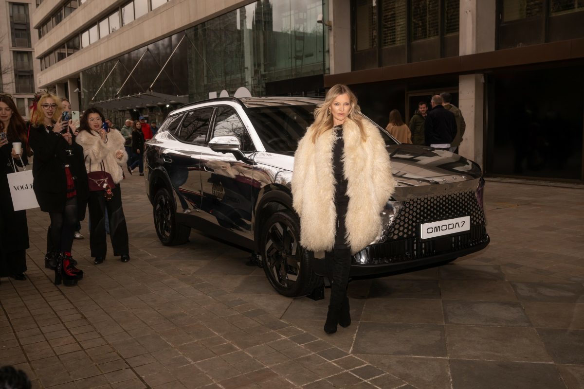 Кросовер Omoda 7 презентували у Лондоні: дивна реклама з котами та технічні характеристики - фото 8