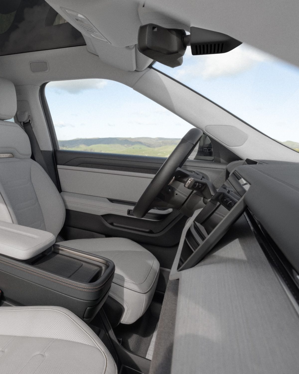 Офіційна прем'єра Rivian R2: ціни, характеристики та дата виходу нового електрокросовера - фото 6