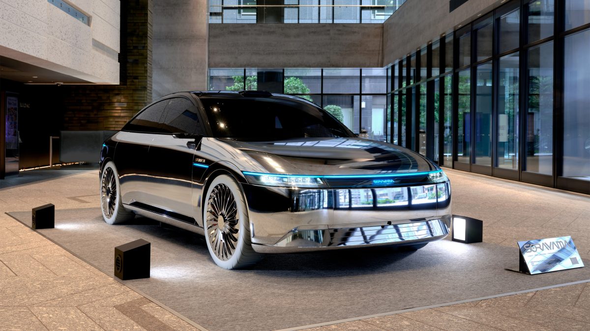 Sony Honda Mobility представила два футуристичні арт-кари на базі електромобіля Afeela - фото 3