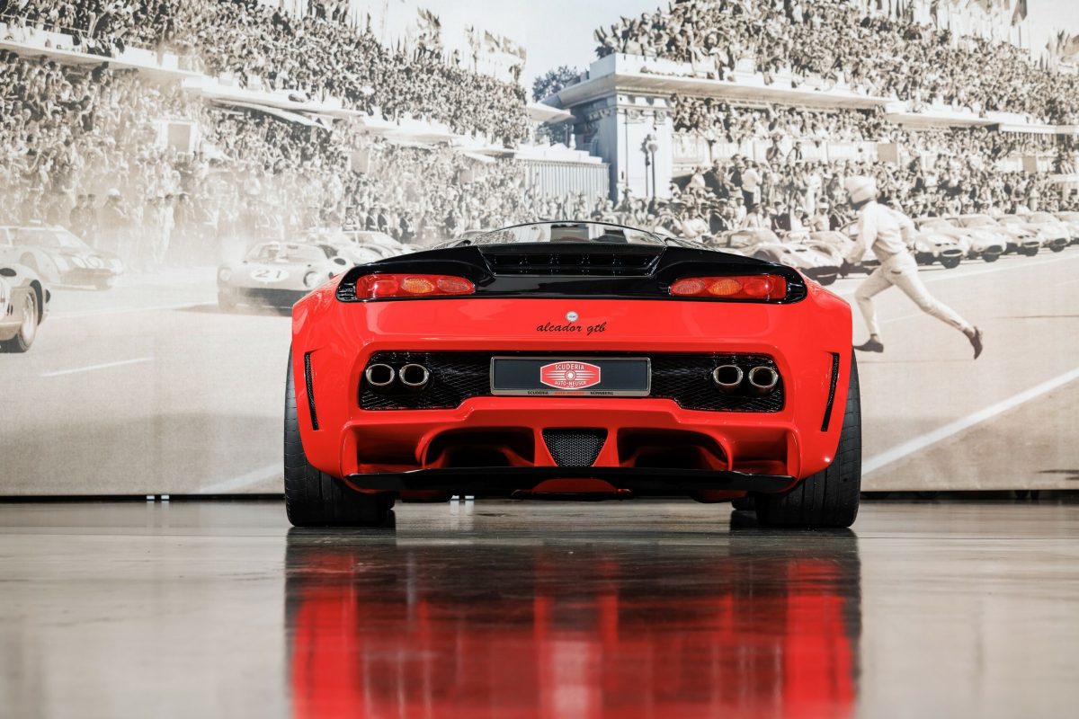 Ексклюзивний суперкар Sbarro Alcador GTB на базі Ferrari 360 Modena виставили на аукціон - фото 7