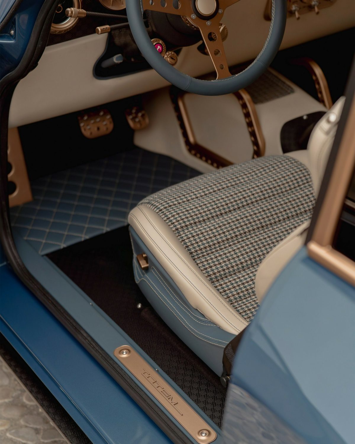 Електричний шедевр від Totem Automobili: унікальний рестомод на базі Alfa Romeo з потужністю 590 к.с. - фото 4