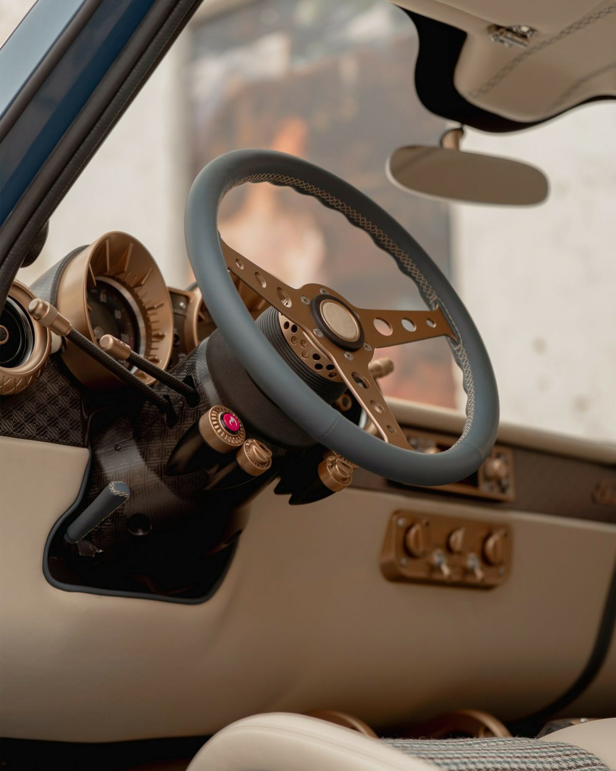 Електричний шедевр від Totem Automobili: унікальний рестомод на базі Alfa Romeo з потужністю 590 к.с. - фото 7