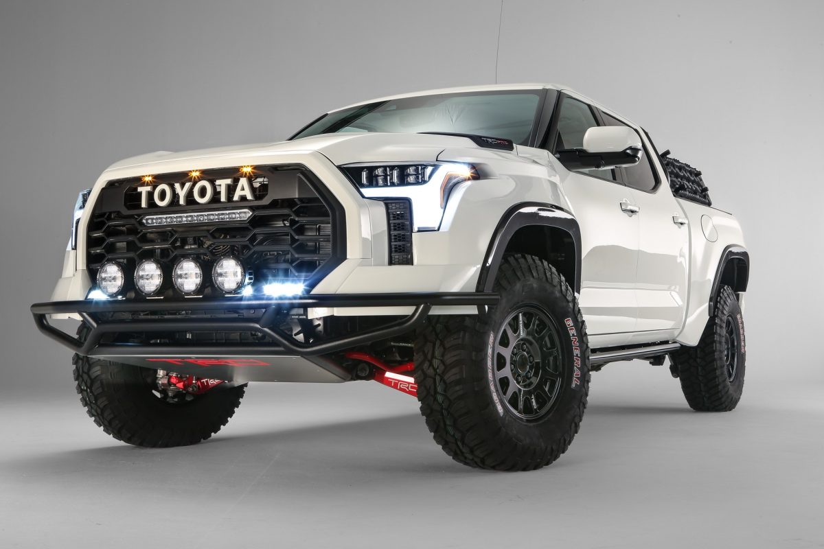 Toyota готує хардкорний пікап Tundra TRD Hammer: що відомо про конкурента Raptor та RHO - фото 2