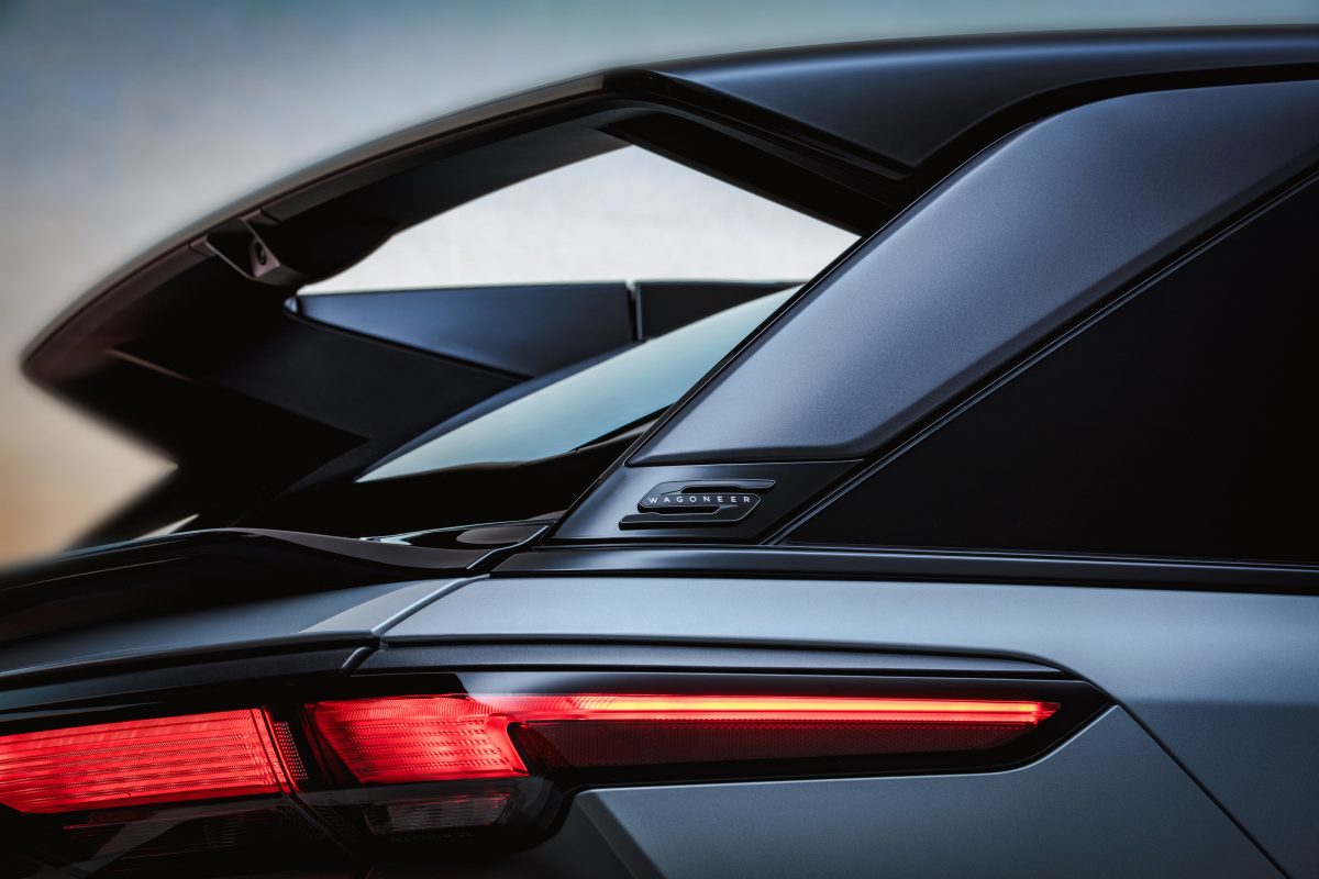 Масштабне відкликання Jeep: майже 12 тисяч нових електрокросоверів Wagoneer S мають небезпечний дефект - фото 1