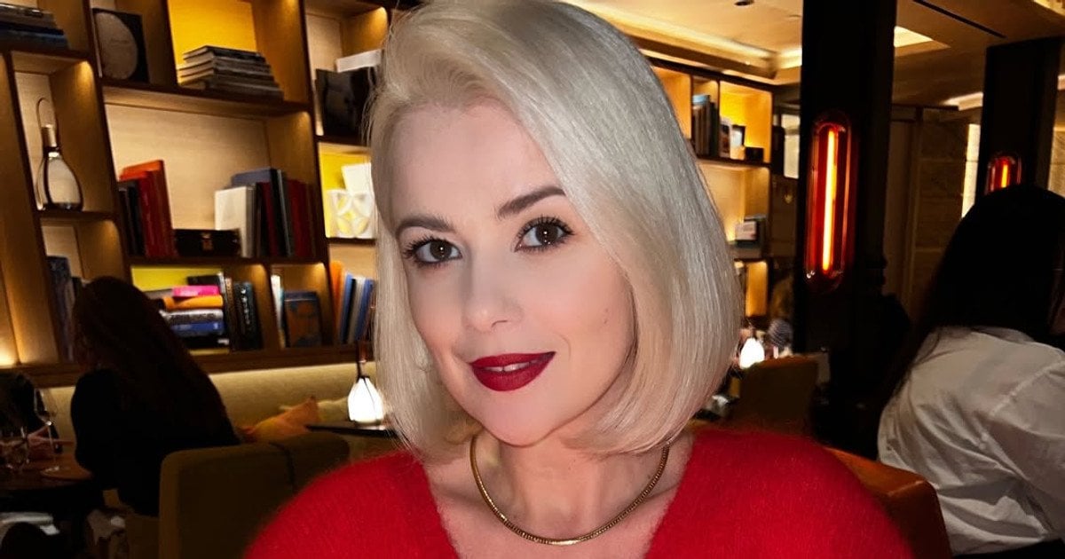 Міка Ньютон