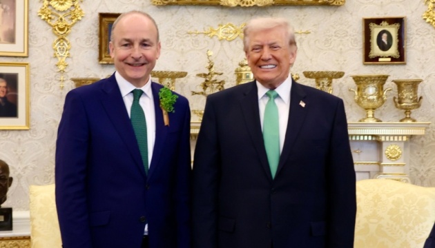 Прем'єр Ірландії на зустрічі із Трампом вступився за Стармера: Ви б могли порозумітися