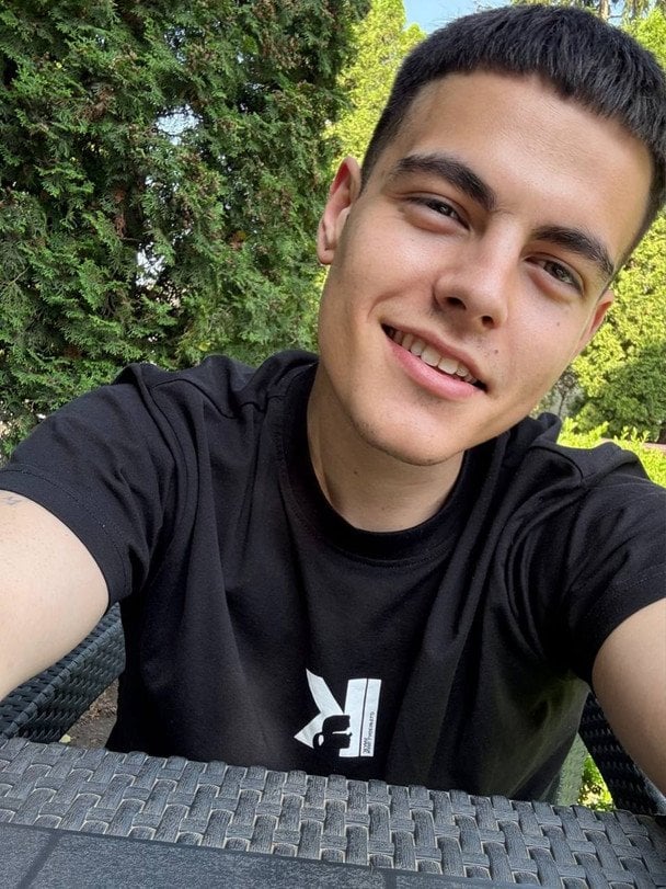 Дмитро Волканов