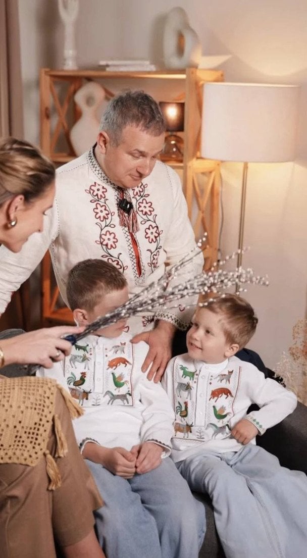 Катерина Осадча та Юрій Горбунов з дітьми / © instagram.com/kosadcha