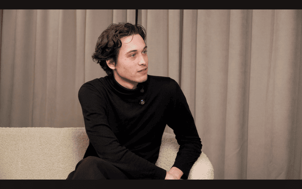 Скриншот з інтерв’ю з Іваном Довженко