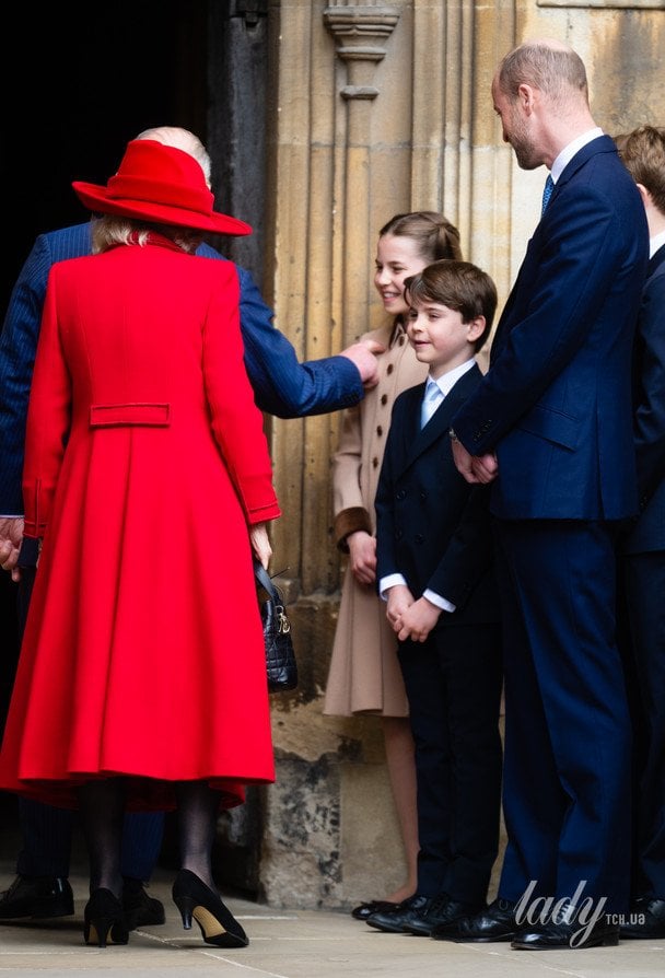Король Чарльз і королева Камілла з принцом Луї / © Getty Images