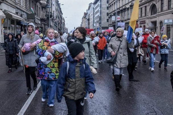 Даша Малахова з мітингувальниками / © facebook.com/dasha.malakhova