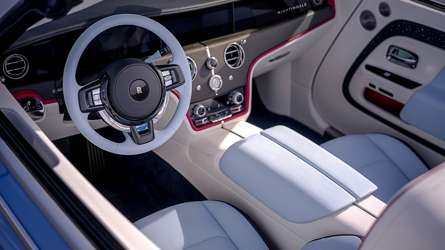 Rolls-Royce показав перший електричний кабріолет: скільки коштуватиме