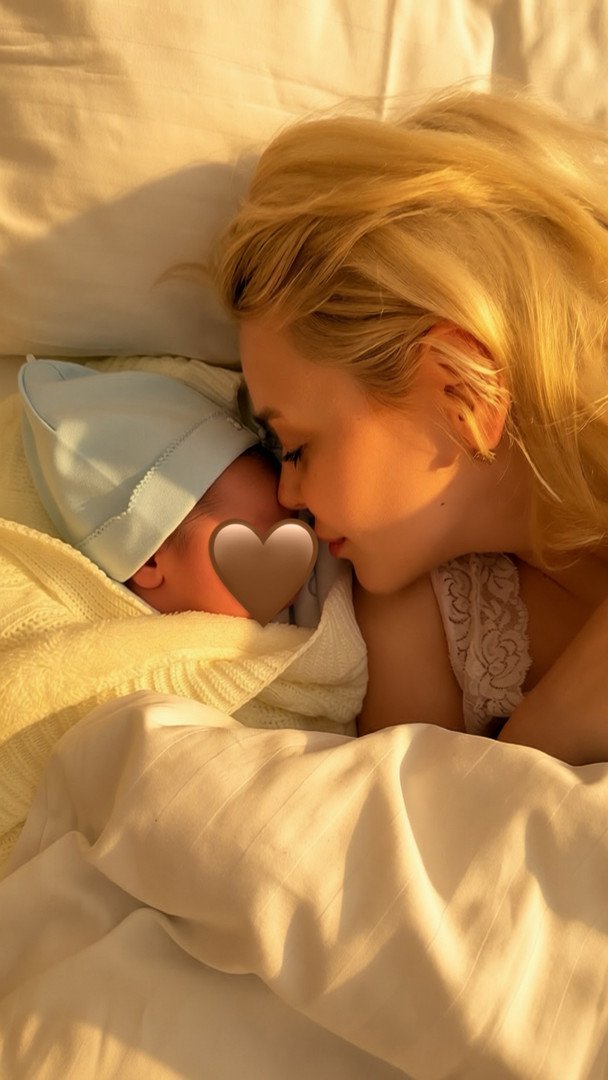 Аліна Гросу з сином / © пресслужба Аліни Гросу