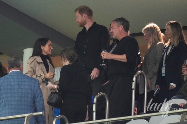 Меган та Гаррі на матчі з регбі / © Associated Press