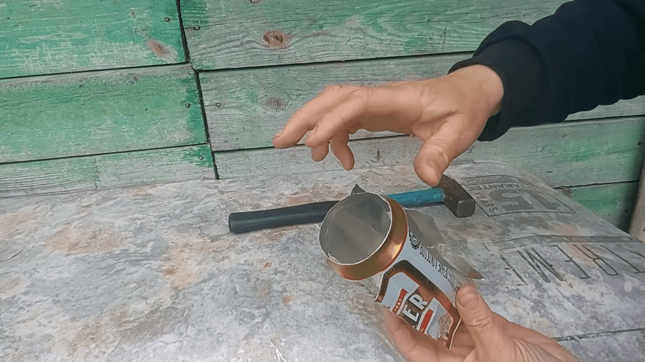 Городники розповіли, як гуманно позбутися від кротів на ділянці. Фото: скриншот з відео