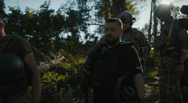 MONATIK з військовими